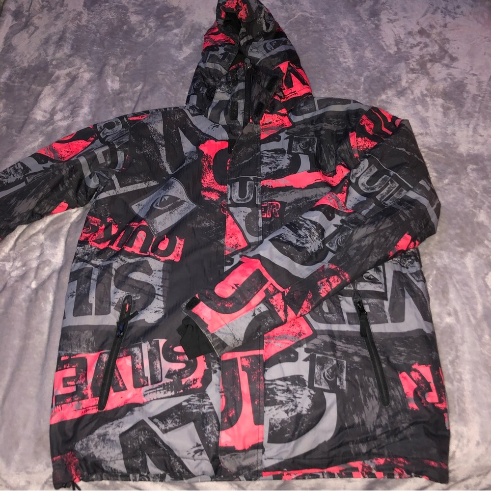 Quiksilver solid insulated snow/ski jacket